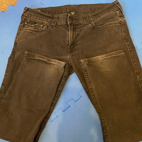 True Religion Mens 38x28 Black Ricky Relaxed Straight Stretch Flap Button Pocket - Picture 3 of 16